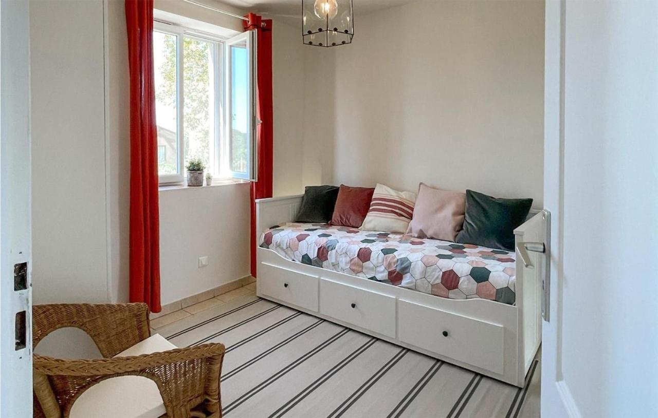 3 Bedroom Lovely Apartment In Mauleon Darmagnac מראה חיצוני תמונה